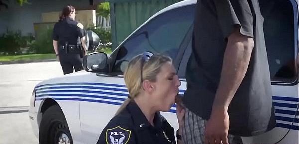  Lesbian police officers turning the situation into arousing one